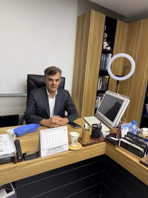 دکتر علی شکرریز